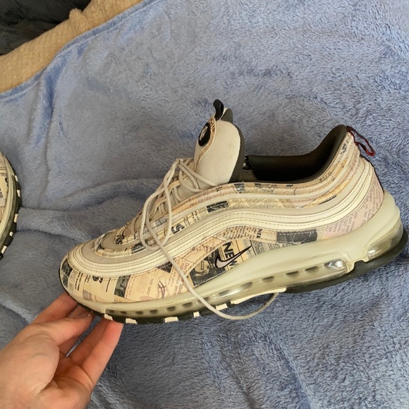 News paper 97s good condition - Picture 10 of 11